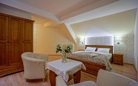 Jawor Pokoje i Apartamenty